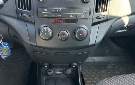 Hyundai i30 I, 2011 год, 800 000 рублей, 11 фотография