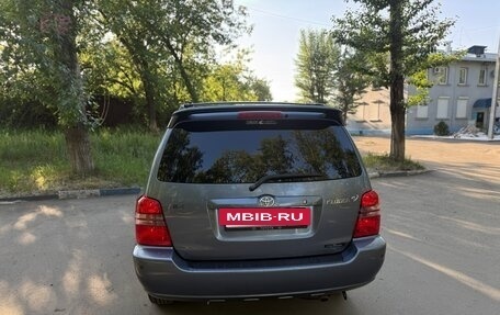 Toyota Kluger I, 2001 год, 1 100 000 рублей, 3 фотография
