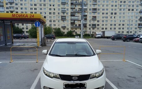 KIA Cerato III, 2012 год, 700 000 рублей, 3 фотография