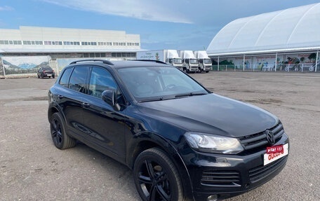 Volkswagen Touareg III, 2012 год, 1 799 999 рублей, 7 фотография