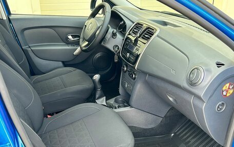 Renault Sandero II рестайлинг, 2015 год, 970 000 рублей, 22 фотография