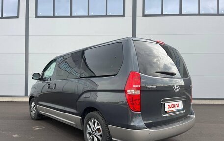 Hyundai H-1 II рестайлинг, 2019 год, 2 872 000 рублей, 4 фотография
