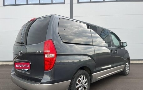 Hyundai H-1 II рестайлинг, 2019 год, 2 872 000 рублей, 3 фотография
