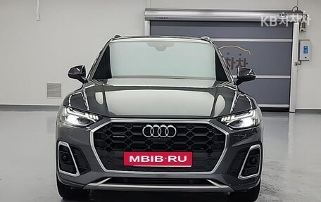 Audi Q5, 2021 год, 4 185 020 рублей, 2 фотография