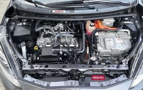 Toyota Prius c I, 2021 год, 1 410 013 рублей, 16 фотография