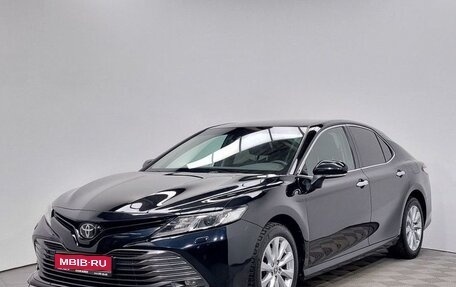 Toyota Camry, 2020 год, 2 390 000 рублей, 1 фотография