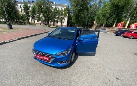 Hyundai Solaris II рестайлинг, 2017 год, 1 100 000 рублей, 1 фотография