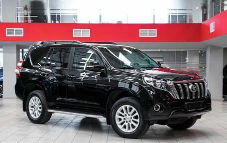 Toyota Land Cruiser Prado 150 рестайлинг 2, 2014 год, 2 999 000 рублей, 3 фотография