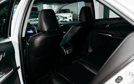 Toyota Camry, 2016 год, 1 950 000 рублей, 8 фотография