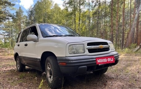 Chevrolet Tracker II, 2001 год, 330 000 рублей, 3 фотография