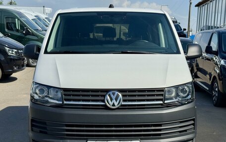 Volkswagen Caravelle T6 рестайлинг, 2017 год, 1 979 000 рублей, 8 фотография
