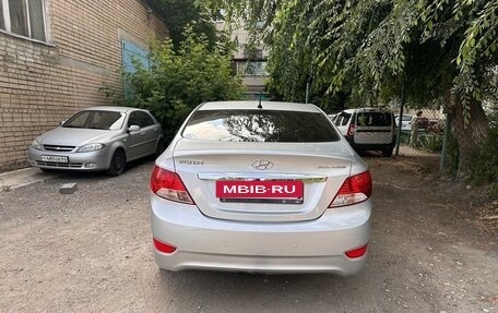 Hyundai Solaris II рестайлинг, 2014 год, 1 100 000 рублей, 7 фотография