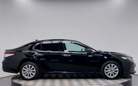 Toyota Camry, 2020 год, 2 390 000 рублей, 4 фотография