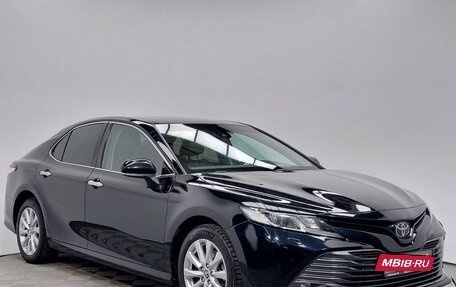 Toyota Camry, 2020 год, 2 390 000 рублей, 3 фотография