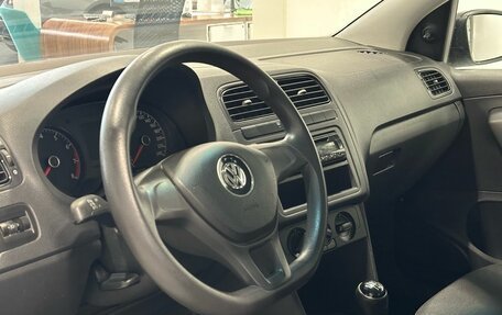Volkswagen Polo VI (EU Market), 2017 год, 1 019 900 рублей, 5 фотография