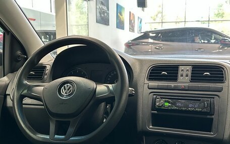Volkswagen Polo VI (EU Market), 2017 год, 1 019 900 рублей, 7 фотография