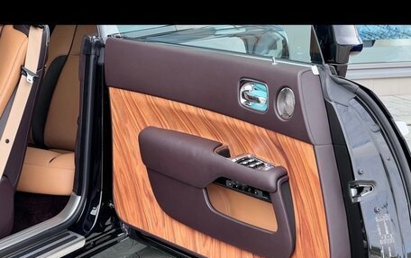 Rolls-Royce Wraith, 2019 год, 31 000 000 рублей, 9 фотография