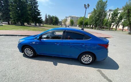 Hyundai Solaris II рестайлинг, 2017 год, 1 100 000 рублей, 5 фотография