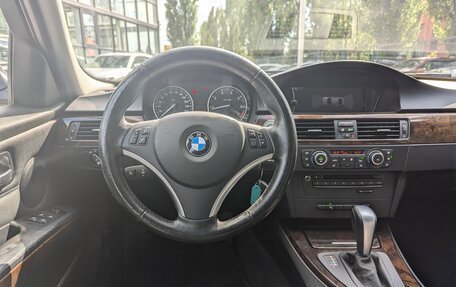 BMW 3 серия, 2011 год, 1 130 000 рублей, 17 фотография