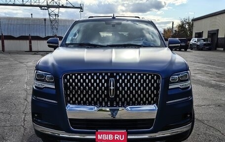 Lincoln Navigator, 2022 год, 14 000 000 рублей, 3 фотография