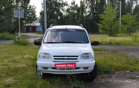 Chevrolet Niva I рестайлинг, 2009 год, 330 000 рублей, 2 фотография