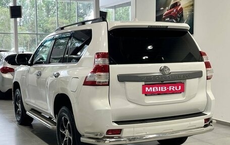 Toyota Land Cruiser Prado 150 рестайлинг 2, 2014 год, 3 499 900 рублей, 3 фотография