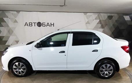 Renault Logan II, 2018 год, 699 000 рублей, 5 фотография