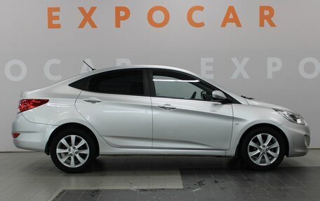 Hyundai Solaris II рестайлинг, 2011 год, 870 000 рублей, 4 фотография
