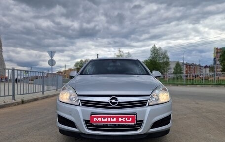 Opel Astra H, 2010 год, 540 000 рублей, 1 фотография