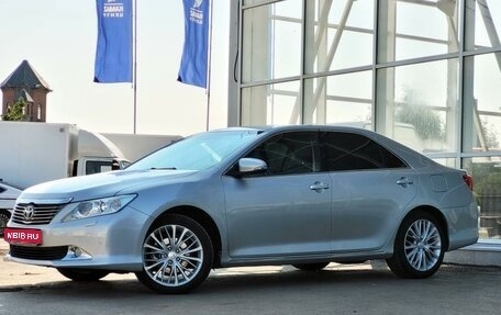 Toyota Camry, 2013 год, 1 790 000 рублей, 1 фотография