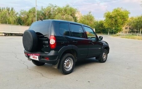 Chevrolet Niva I рестайлинг, 2017 год, 850 000 рублей, 13 фотография