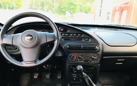Chevrolet Niva I рестайлинг, 2017 год, 850 000 рублей, 16 фотография