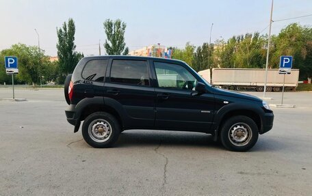Chevrolet Niva I рестайлинг, 2017 год, 850 000 рублей, 14 фотография