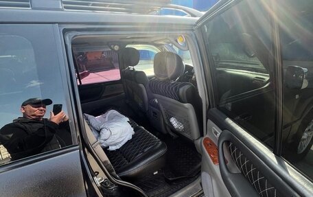 Toyota Land Cruiser 100 рестайлинг 2, 2003 год, 2 400 000 рублей, 9 фотография