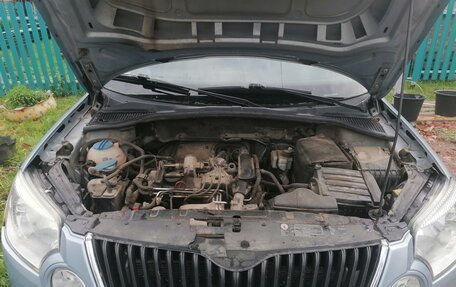 Skoda Yeti I рестайлинг, 2012 год, 450 000 рублей, 22 фотография
