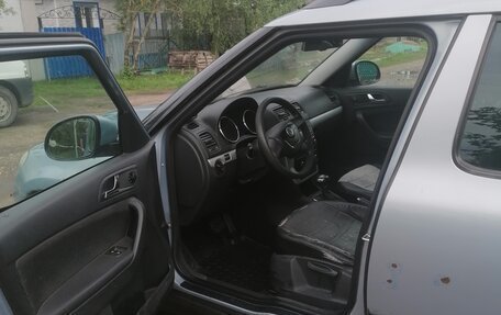 Skoda Yeti I рестайлинг, 2012 год, 450 000 рублей, 37 фотография