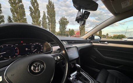 Volkswagen Passat B8 рестайлинг, 2018 год, 2 199 000 рублей, 18 фотография