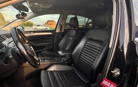 Volkswagen Passat B8 рестайлинг, 2018 год, 2 199 000 рублей, 13 фотография