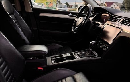 Volkswagen Passat B8 рестайлинг, 2018 год, 2 199 000 рублей, 22 фотография