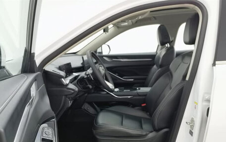 Haval H6, 2022 год, 1 700 000 рублей, 6 фотография