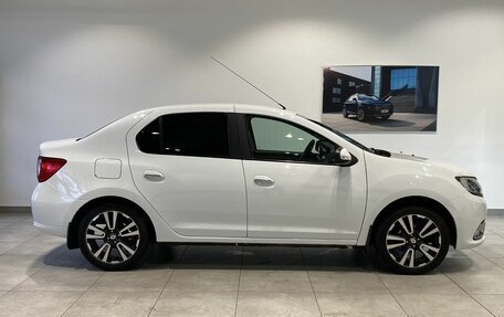 Renault Logan II, 2017 год, 689 000 рублей, 4 фотография