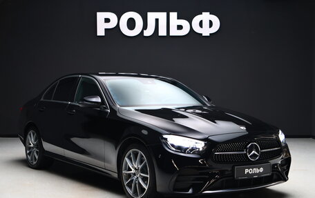 Mercedes-Benz E-Класс, 2022 год, 5 350 000 рублей, 1 фотография