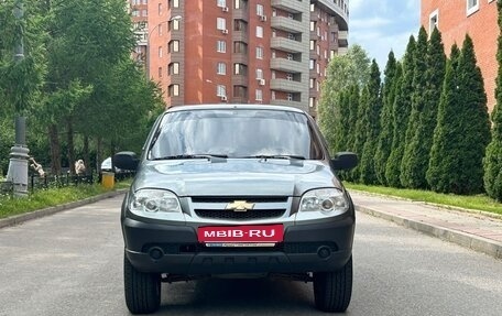 Chevrolet Niva I рестайлинг, 2009 год, 350 000 рублей, 2 фотография
