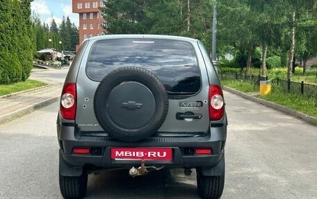Chevrolet Niva I рестайлинг, 2009 год, 350 000 рублей, 3 фотография