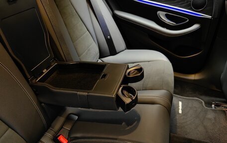 Mercedes-Benz E-Класс, 2022 год, 5 350 000 рублей, 24 фотография