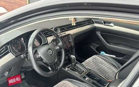 Volkswagen Passat B8 рестайлинг, 2019 год, 2 600 000 рублей, 5 фотография