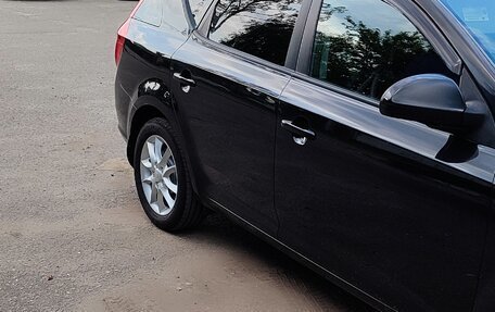 KIA cee'd I рестайлинг, 2009 год, 650 000 рублей, 2 фотография