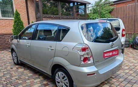 Toyota Corolla Verso I, 2008 год, 740 000 рублей, 3 фотография