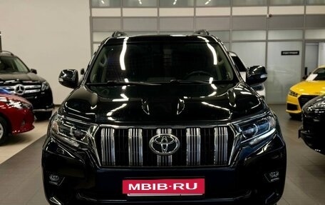 Toyota Land Cruiser Prado 150 рестайлинг 2, 2018 год, 4 399 000 рублей, 2 фотография