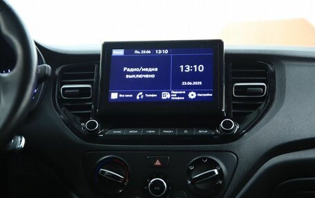 Hyundai Solaris II рестайлинг, 2021 год, 1 630 000 рублей, 13 фотография
